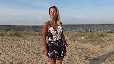 Epoustouflante de beauté, voici Lylou, 25ans !