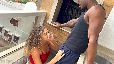em uma viagem para o sul marquei um encotro com essa gostosa e fodi com ela gostoso ate ela ter gozar na pica e ter squirt