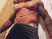 Pretty Dick Dumps A Hot Load B4 Shower💦🥛😍