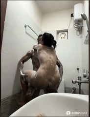 hornysofiya bathing with face part2