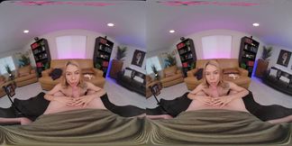 Yammy Teen Sizzles in Wild VR Passion