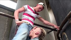 Huge Facial for Talented Sucker