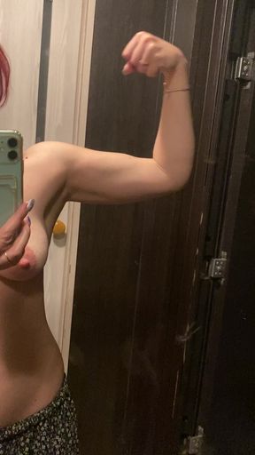 Redhead MILF Showed Her Big Muscles in Front of Mirror