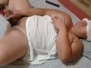 jugando con una botella