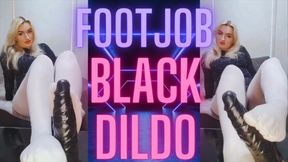 (61) FOOTJOB BLACK DILDO