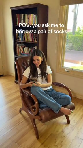 Celeb Victoria Justice's foot fetish explored