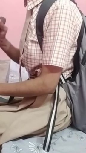 Indian college girl's penis sucked a lot and then pressed her breasts, desi girl HD video   Clip 1