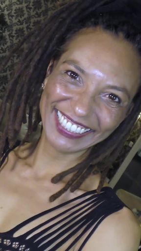 Ebony Babe Violette Love Debut Bukkake