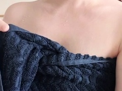 Amateur hottie solo masturbation