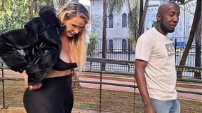I met up with a school friend after years, I took her to my house and I put my dick in the naughty whore until her ass, I fucked her without a condom