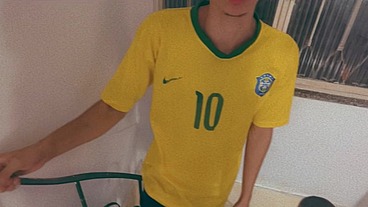 BlowjobqueenTs - novinho nerd veio do jogo comer o cuzinho da travesti gostosa