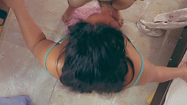 BlowjobqueenTs - novinho nerd veio do jogo comer o cuzinho da travesti gostosa