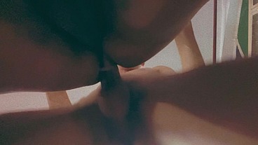 BlowjobqueenTs - novinho nerd veio do jogo comer o cuzinho da travesti gostosa