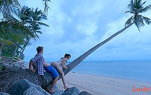 Lustery, e1260 boris and nicole sunrise quickie on the beach