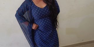 Hot Indian Muslim Girl Fucking with Stepbrother and He Was First Time Fuck Stepsister in Dirty Audio