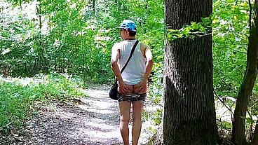 Quinn Way Touching Ass In Forest