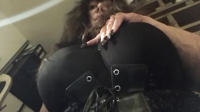 Muscle hot IG stories