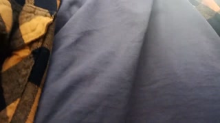 pokazyvayu moi siski publichno