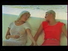 Brigitte Lahaie in Scene 1 - Hurlements d extase (1980)