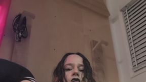 jilling off, moaning, and putting my buttplug in!