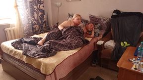 Shared a bed with my stepmom fucked her in her mouth and pussy doggy style