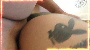 LA PUTA QUEDA CONTENTA EN SU CASA , CON EL CULO HIPER DILATADO Y CHORREANDO LECHE COMO A ELLA LE GUSTA