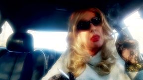 MrsRuthieRoman - a marture TG blonde smoking 2 VS120 menthols in her car