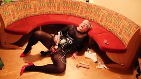 Black giant Dildo in Beccas Asscunt