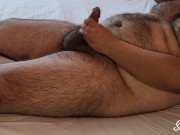 Gran eyaculación de un GORDO PELUDO