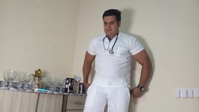 yuri gaucho - doutor avaliando uma buceta molhadinha fica com tesao e goza dentro dela - urso brasileiro big dotado - fodendo a buceta de silicone