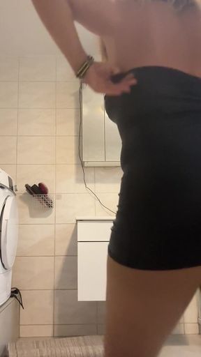 Im Sex Blond and Have Latex Black Dress XXX