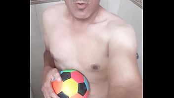 Futbolista desnudo