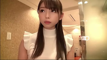 【完全終了】大学生アイドル19歳 コスプレしてスレンダーな身体にハメ撮り映像 2