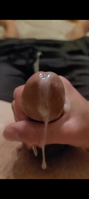 Hot homemade handjob!