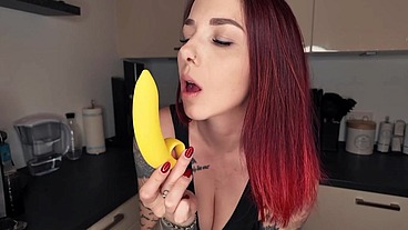 Oh, what do we have here in my fruit basket?