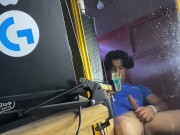 Onlyfans angel_badboy Hombre se toca mientras se graba