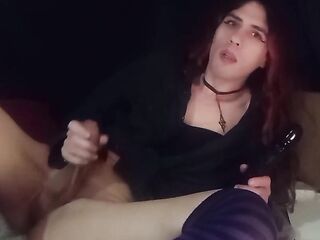 DiiVampy fisting and selffuck training