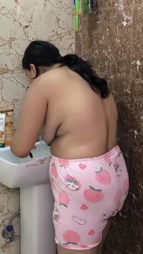 Key moment from &quot;IPL 2024 desi girl&quot;