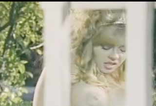 Threesome Of Midieval 1990s Lesbians Freaking Out The Hedge Maze