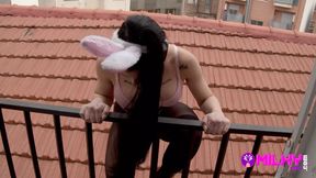 Tattooed babe Nadja Stone fucks with biggest ass