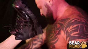 BEARFILMS - Huge tattooed bear barebacks adorable bearded cub