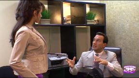 This Samantha Is a Real Fox Because She Landed on Her Boss and Had Fun