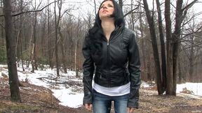 Hannah Is Bursting (iPhone) - Hannah Perez