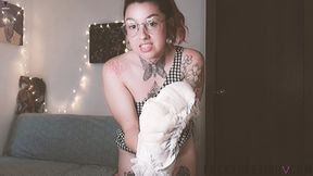 Anjelica Doux pee diaper pampers desperate job interview