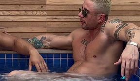 Gustavo fucking Andres muscle ass on the jaccuzi