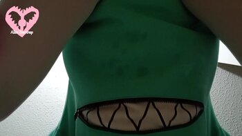 Alice Beartrap's Farting Surprise: Big Ass POV Face Sitter