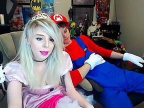 Hot Blonde Free Webcam Striptease 04