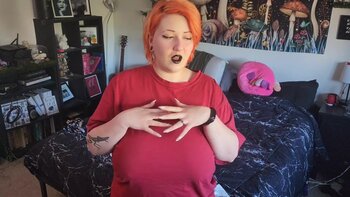 HeyItsCaffeine - Caffeine's Killer Curves: Lingerie Try-On Seduction