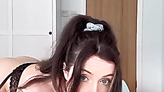 Elva Snaps Rails A Weenie