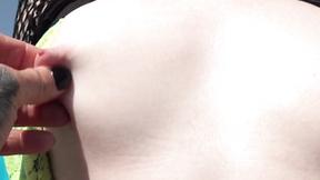 ”Alternative babe muff fisting & sucking prick”